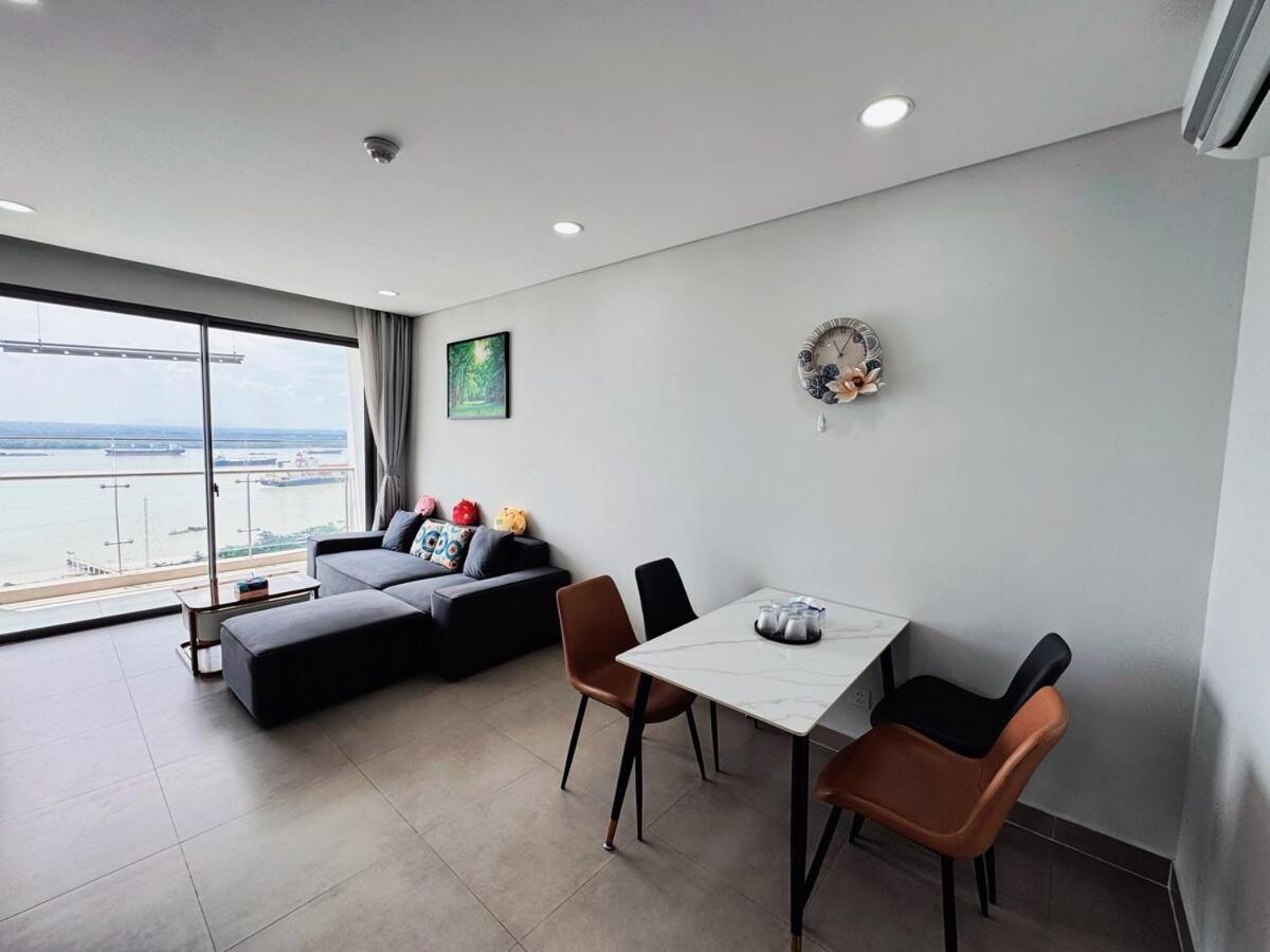 Saigon River Poem Apartment *