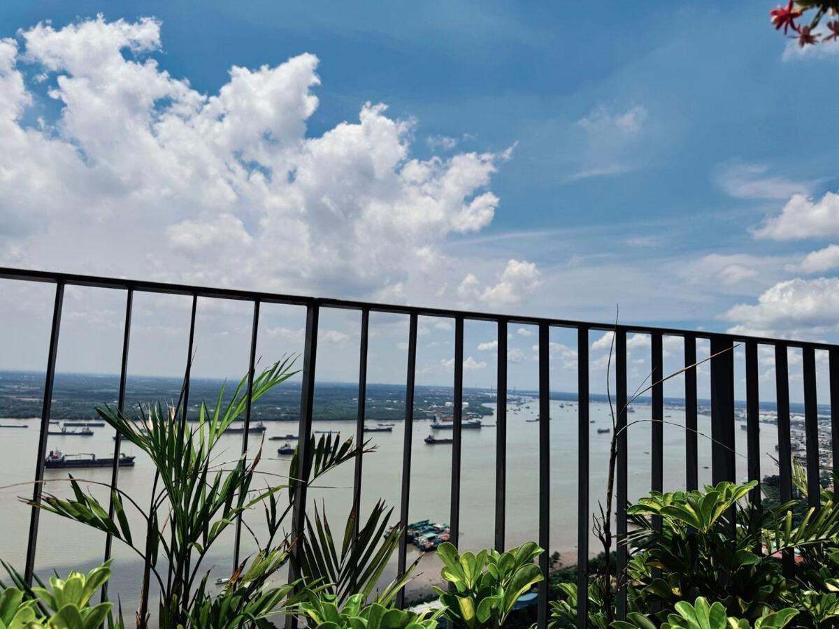 Saigon River Poem Apartment *